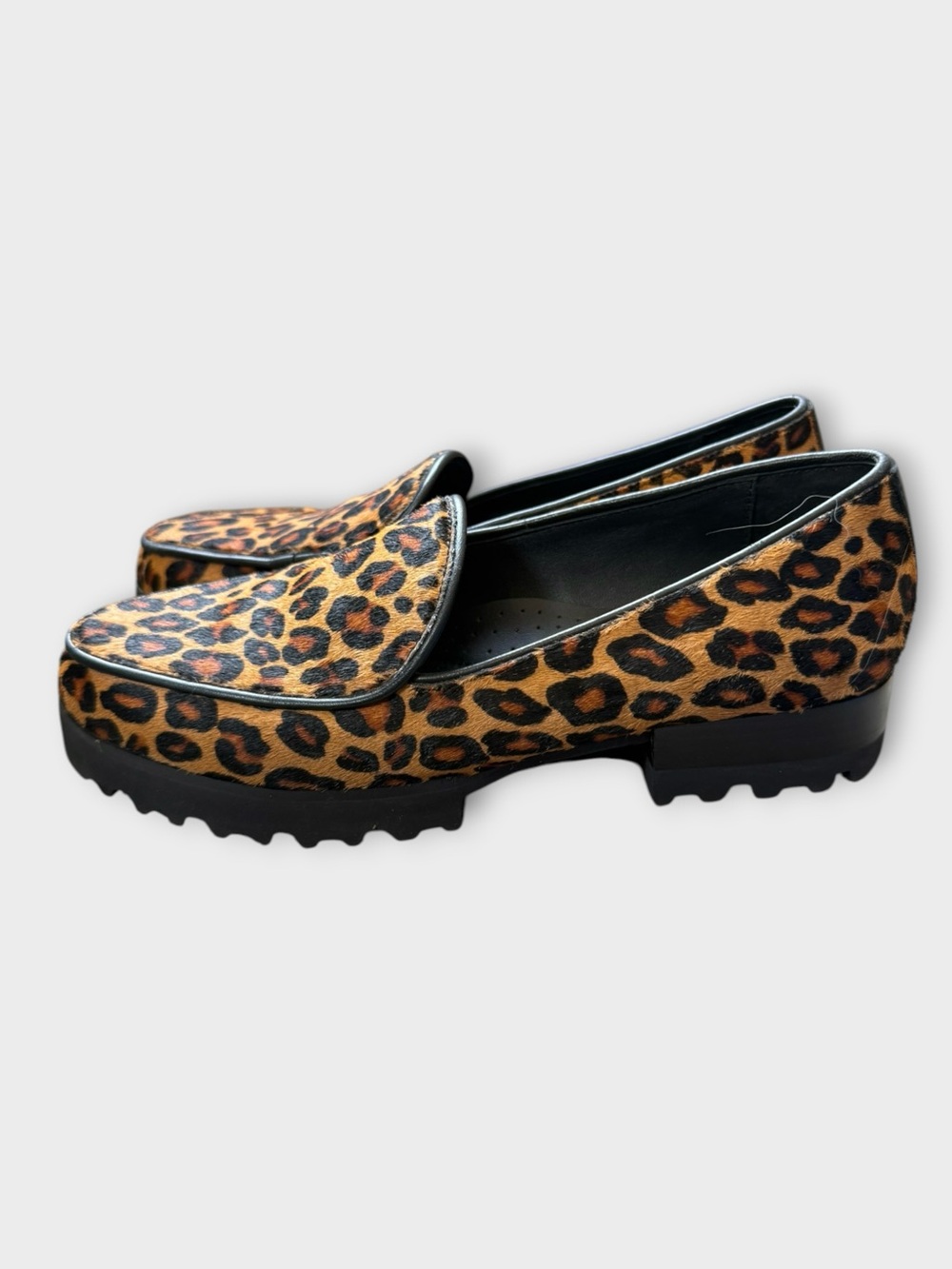 Donald Pliner Heddy Genuine Calf Hair Leopard Print Loafer Size 6.5